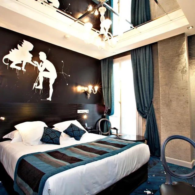 غرفة ديلوكس بسرير كينج، Maison Albar Hotel Paris Champs Elysees 1/5