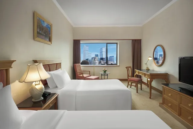 غرفة قياسية بسريرين مزدوجين في طابق منخفض، Crowne Plaza Chengdu City Center 1/3