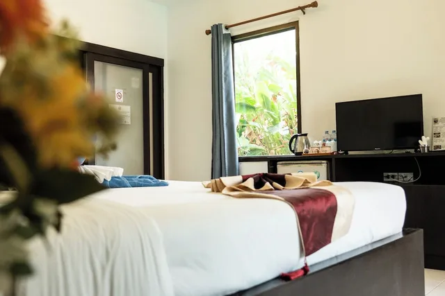 غرفة ديلوكس بسريرين منفصلين بإطلالة على المسبح، Monaburi Boutique Resort 6/10