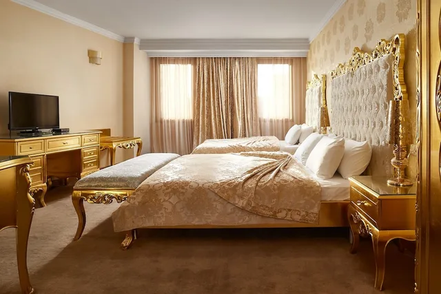 Gold, Suite, 1 Double and 1 Single Bed, Gold Hotel 1/1