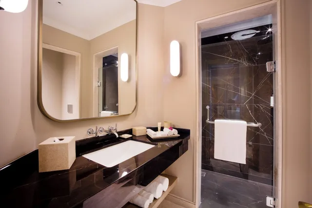 غرفة بريميوم بسريرين منفصلين بشرفة، City Club Phase Iv 3/3
