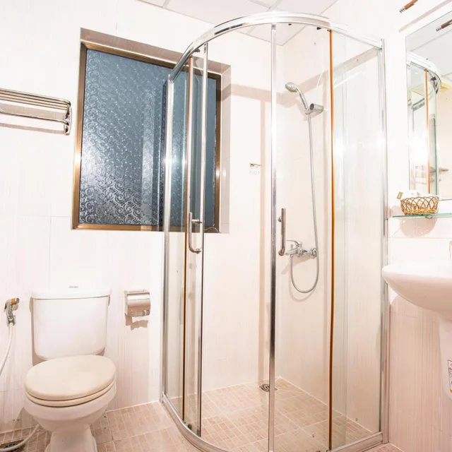 غرفة عائلية، Silver Mounts Hotel 6/7