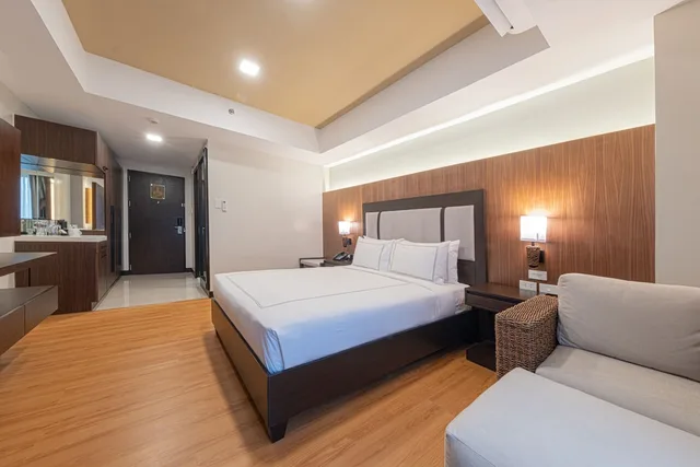 غرفة كلاسيكية بسرير كوين، Widus Hotel And Casino 2/3