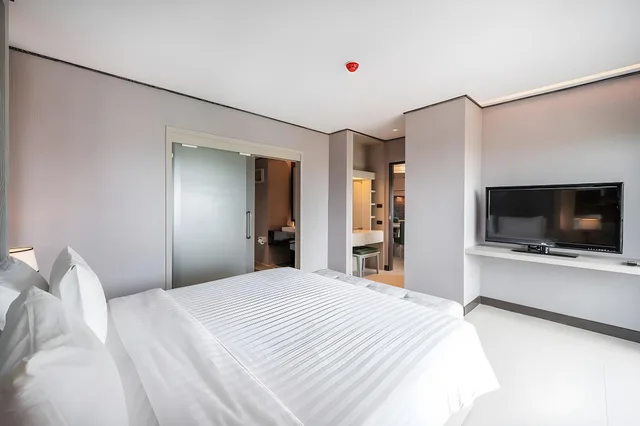 بنتهاوس بغرفتي نوم، Manhattan Pattaya Hotel 2/4