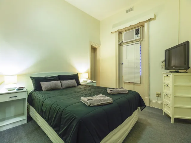 غرفة تنفيذية بسرير كوين، Grand Tasman Hotel 3/5