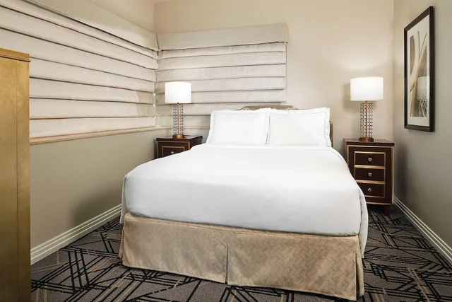 جناح بسرير كينج وسريرين كوين بغرفتي نوم، Hilton Grand Vacations Club McAlpin Ocean Plaza Miami 4/4