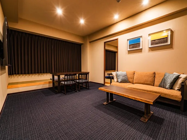 جناح تنفيذي بسرير مزدوج بحوض جاكوزي في طابق مرتفع، Randor Residential Hotel Kyoto Suites 1/1