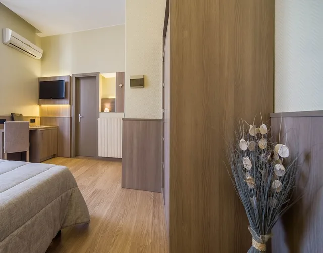 غرفة رباعية بسرير مزدوج وسرير بطابقين، Hotel Est 3/4