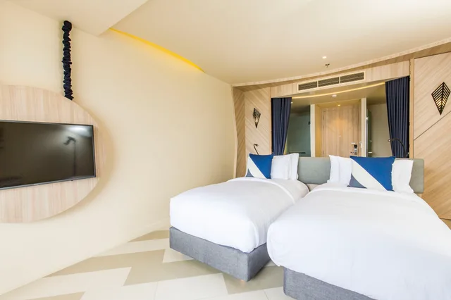SIS Over The Sea، The SIS Kata Resort - Adults Only 6/9