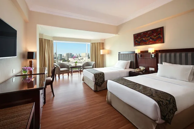غرفة ديلوكس بسرير كينج، Lumire Hotel And Convention Centre 1/2