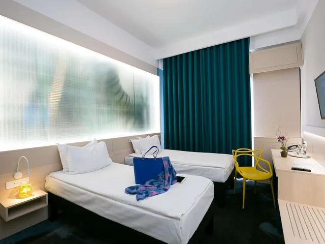 غرفة قياسية بسريرين منفصلين، Ibis Styles Dunarea Galati 1/10
