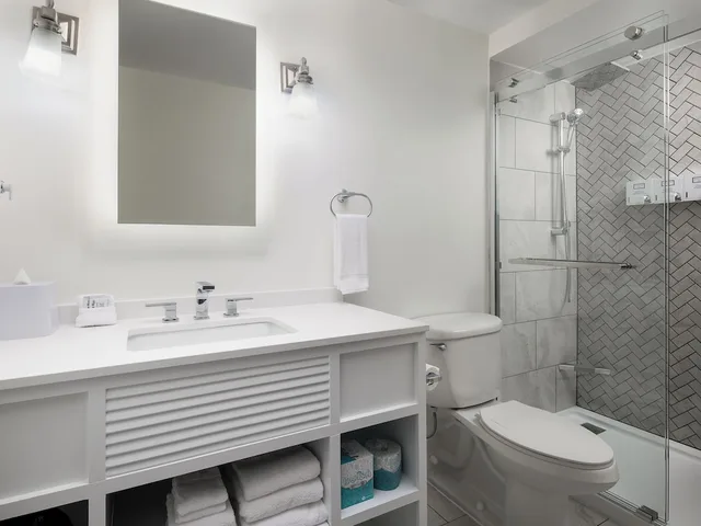 Room, King Bed, Ocean Front, Balcony، Ashworth By The Sea 9/10