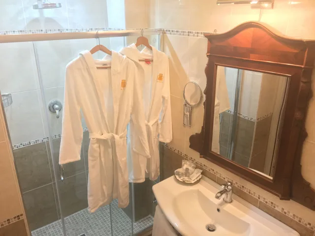 غرفة رباعية بسرير كوين وسرير بطابقين، Palazzo De Castro 9/10