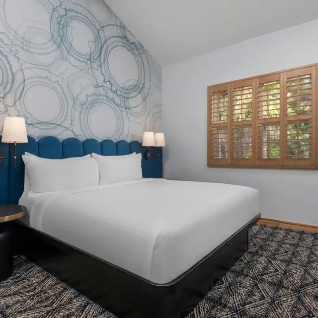 غرفة قياسية بسرير كينج، Catalina Canyon Inn 3/8