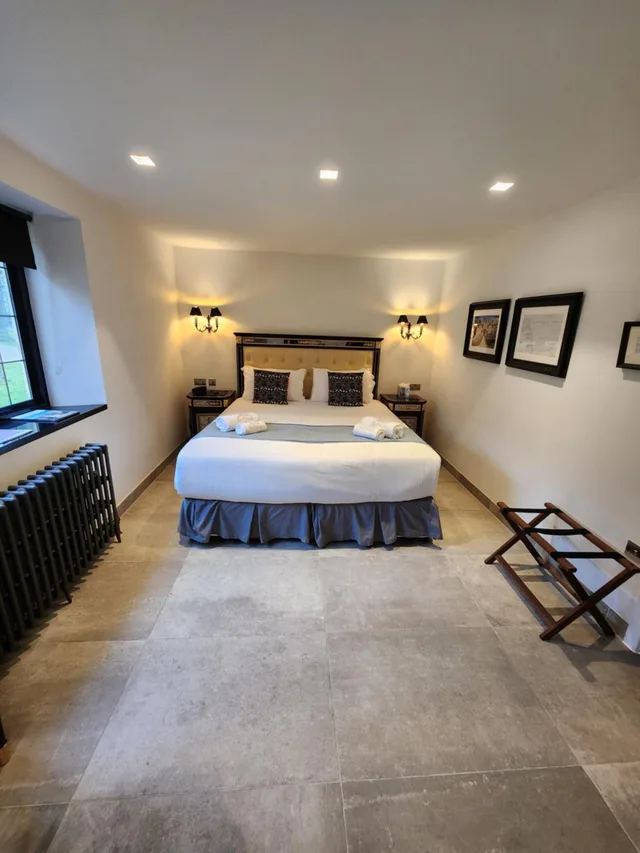 House, Double or Twin Bed، Weston Manor 5/10
