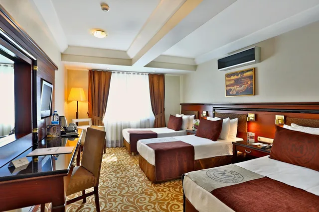 Room, Triple, 3 Beds, Mosaic Hotel 1/2