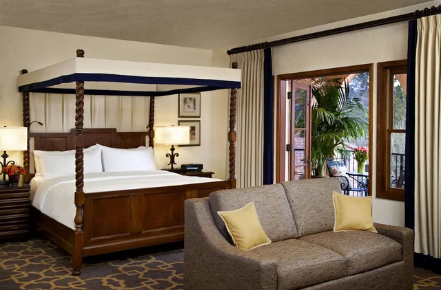 Spa, Suite, King Bed، Fairmont Sonoma Mission Inn & Spa 1/3