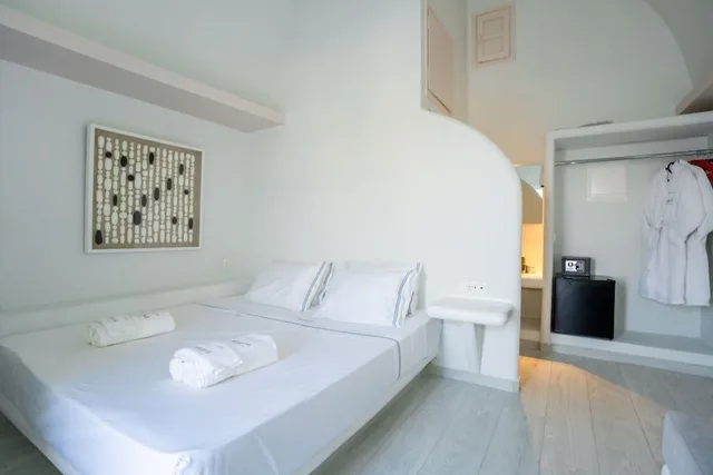 Zen, King Bed, Sea View, Sofa, Zen Suites & Spa 1/4