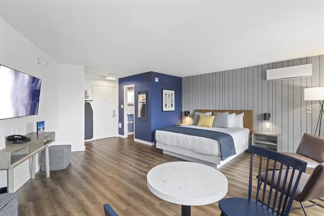 غرفة بريميوم بسرير كينج بمطبخ صغير، Sea Harbor Hotel 3/4