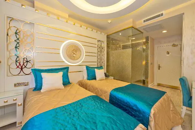 Economy, Double Bed, The Million Stone Hotel 1/2