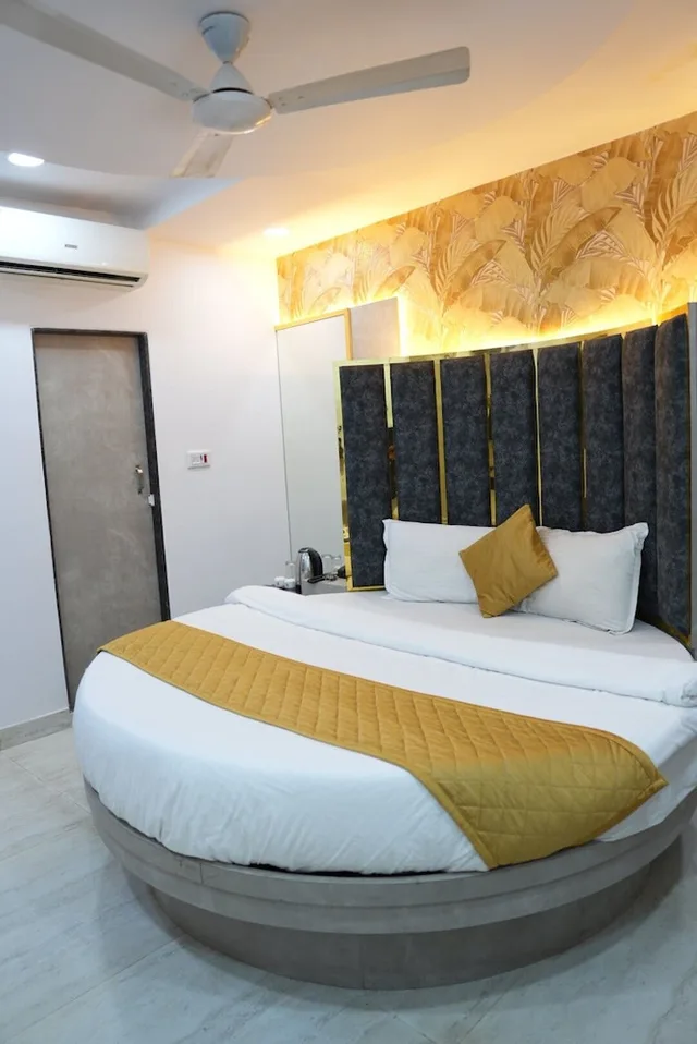 جناح بريميوم بسرير كينج، Hotel Pearl View 1/5