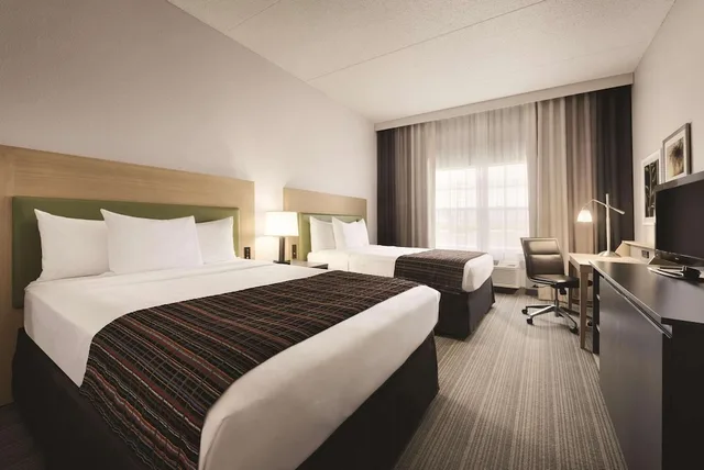 غرفة بسريرين كوين لذوي الإعاقة، Country Inn and Suites by Radisson Coralville IA 1/2