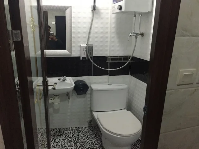 غرفة قياسية رباعية بسريرين مزدوجين، Hi-Inn 1/3