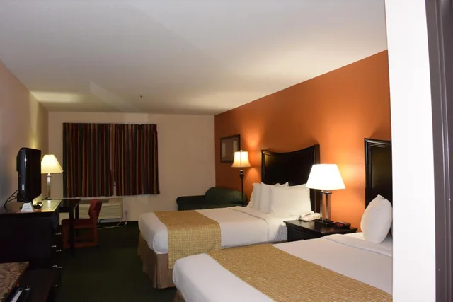 غرفة بسريرين كوين، Travelodge Suites By Wyndham Newberg 6/10
