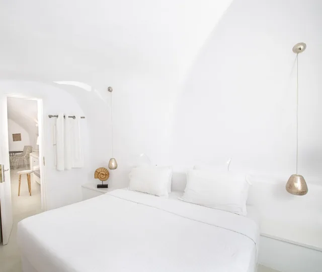 Grand, Villa, Jetted Tub, Dana Villas and Infinity Suites 1/7