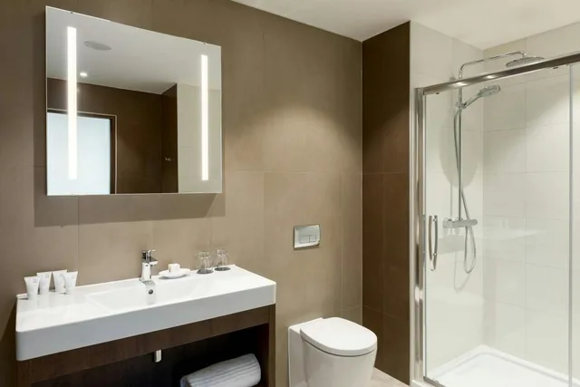 جناح بسرير كينج بإطلالة على النهر بغرفة نوم واحدة مع أريكة، Ac Hotel Belfast 3/3