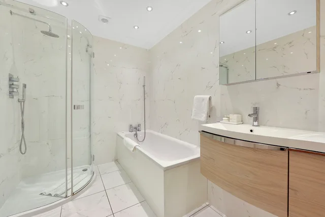 Highgrove, Suite, No 1 The Mansions By Mansley 4/5