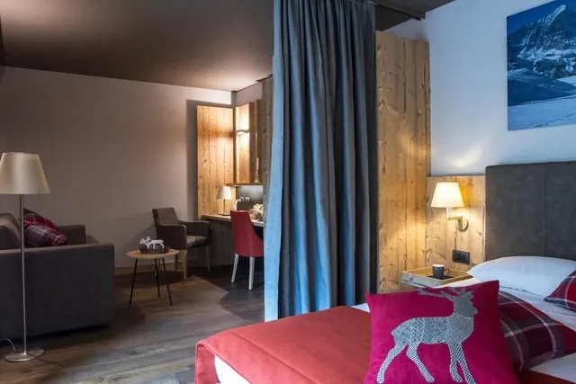 Wellness, Suite, Double Bed, Sofa, Terrace، Hotel La Vetta 8/10