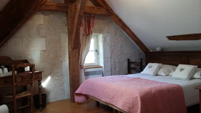 غرفة بسرير كينج، B&B La Héraudière 2/3