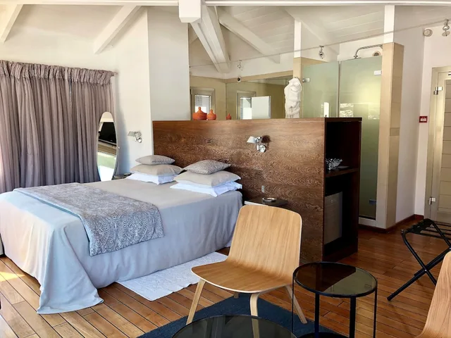 Panoramic, Suite, King Bed, Harbour Side, Annex، Hotel Genovese 1/1