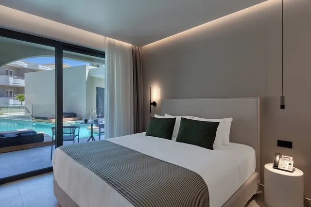Swim Up, Deluxe, Queen Bed، Dore Hotel 2/8