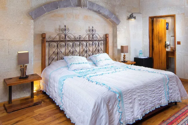 Stone, Double Bed، Terra Cave Hotel 7/10