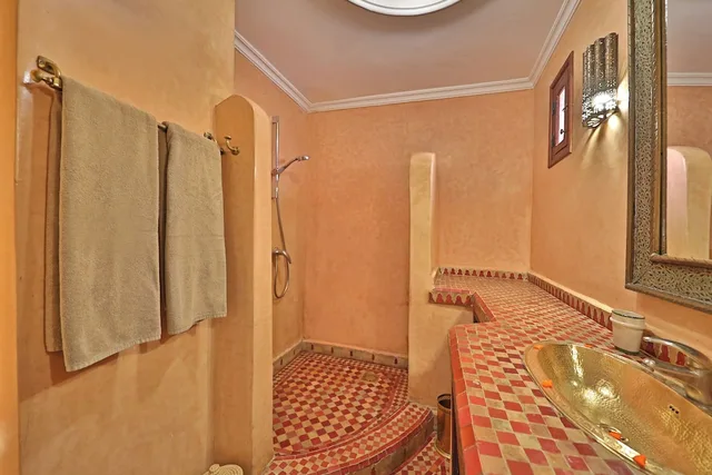 جناح بسرير مزدوج، Riad Zayane 4/4