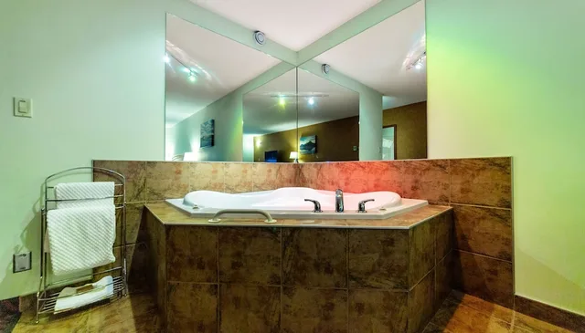 جناح استوديو بسرير كينج، Service Plus Inns and Suites Calgary 5/5