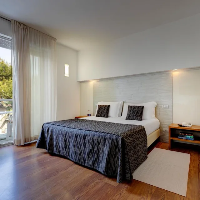 غرفة سوبيريور ثلاثية، Park Hotel Ermitage 2/7