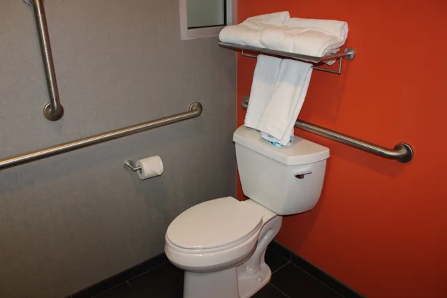 Room, 2 Queen Beds, Accessible, Aloft Syracuse Inner Harbor 4/7