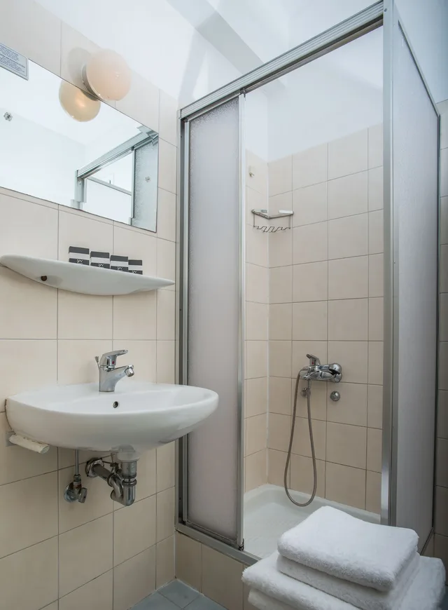 بنغل بسرير مزدوج، Hotel Delfinia 8/8
