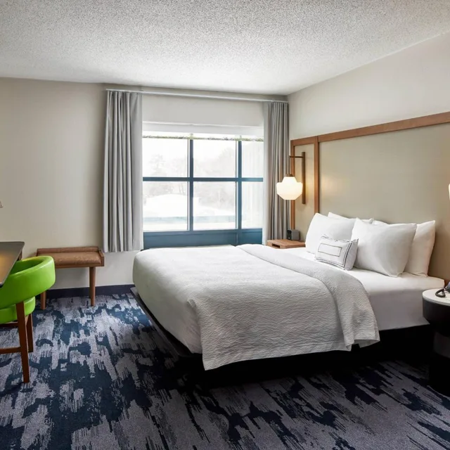 غرفة بسرير كينج بحوض استحمام لذوي الإعاقة، Fairfield Inn And Suites By Marriott Virginia Beach Norfolk Airport 1/7