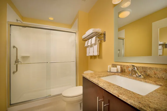 استوديو بسريرين كوين، Towneplace Suites Eagle Pass 2/2