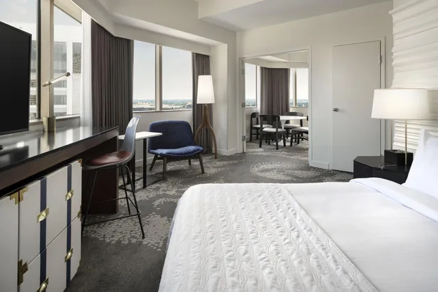 جناح فاخر بسرير كينج بغرفة نوم واحدة، Le Meridien New Orleans 2/9