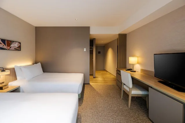 Deluxe, Twin Beds, Ocean View, High Floor, The Square hotel Yokohama Minatomirai 1/5