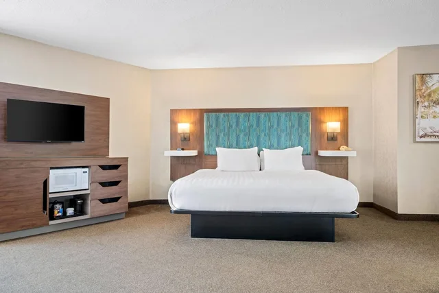 غرفة بريميوم بسرير كينج، Travelodge by Wyndham Amherst 2/9
