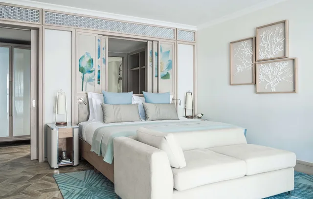 Junior Suite, King Bed, Beach Front, Balcony، One&Only Le Saint Geran 2/6