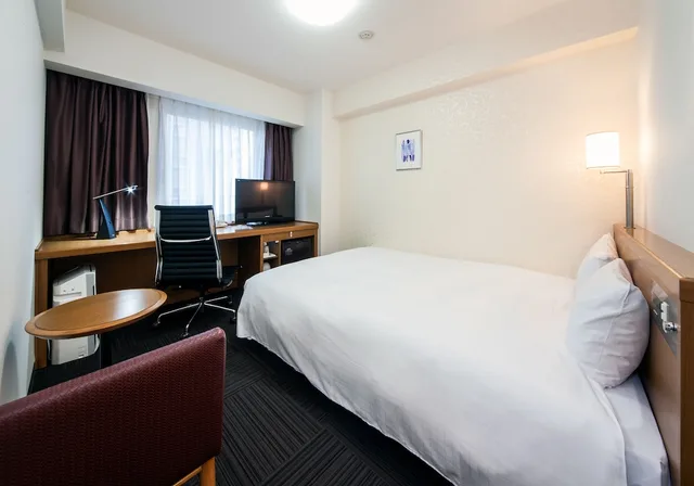 غرفة مفردة بسرير مزدوج للمدخنين، Daiwa Roynet Hotel Kobe Sannomiya 1/2