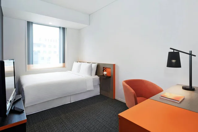 غرفة بسرير كوين، Courtyard By Marriott Tokyo Station 1/2