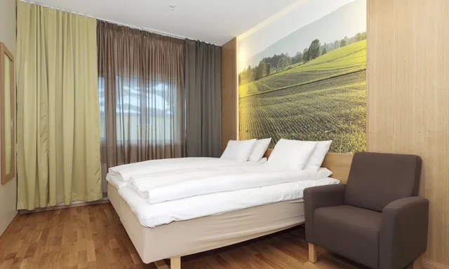 غرفة قياسية بسرير مزدوج، Thon Hotel Varsog 1/2